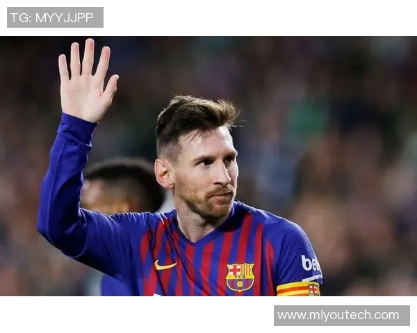 中年足球球星的传奇之路:岁月磨砺与巅峰再现的完美交融 中年足球球星的传奇之路:岁月磨砺与巅峰再现的完美交融